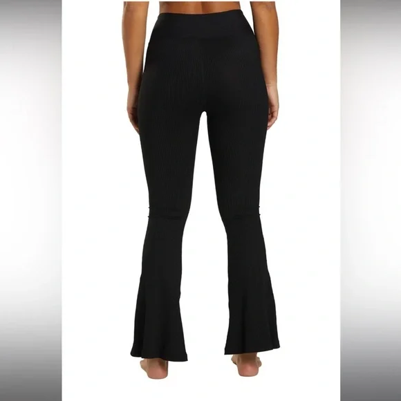 NWT Year Of Ours Ribbed Flare Black Leggings Pants Stretch Yoga Women’s Small - Picture 2 of 13